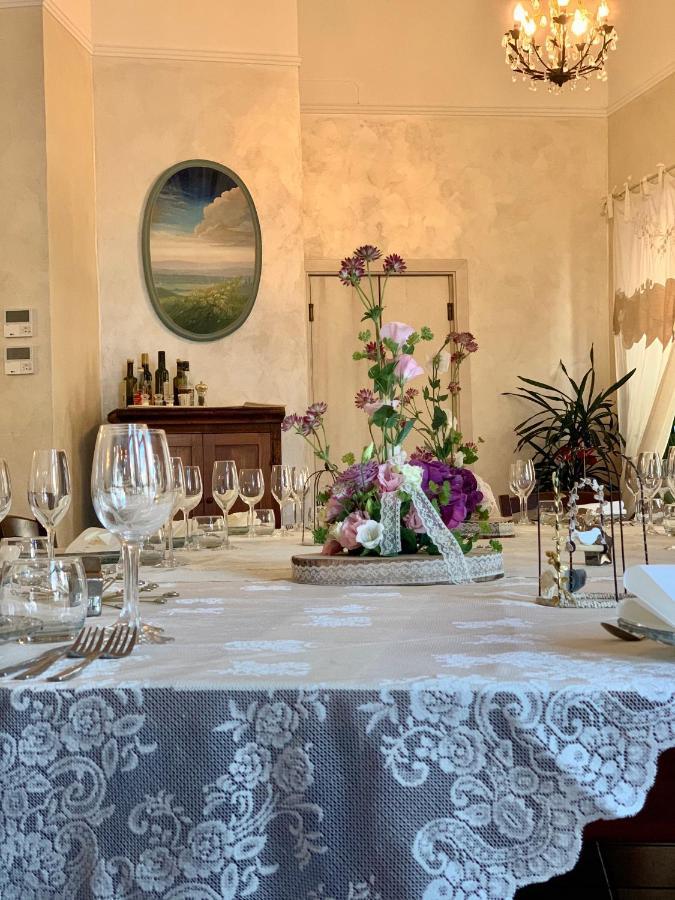 Sui Passi Di Francesco Hotel Valfabbrica Екстериор снимка