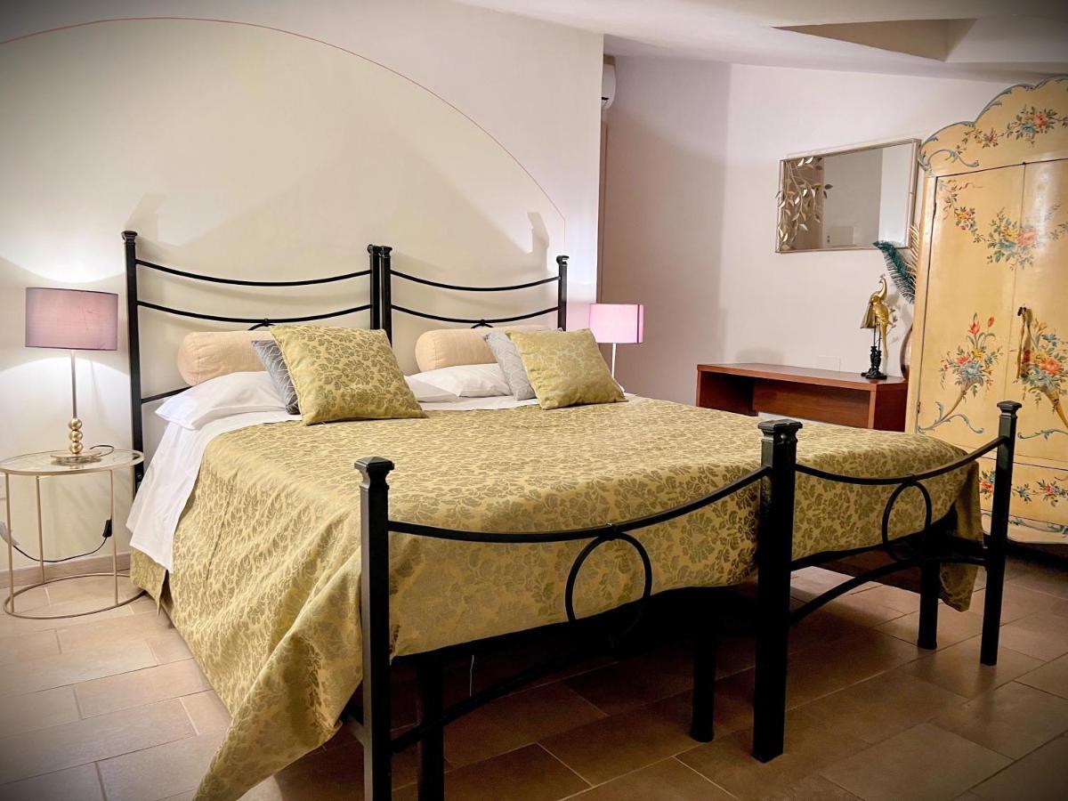Sui Passi Di Francesco Hotel Valfabbrica Екстериор снимка