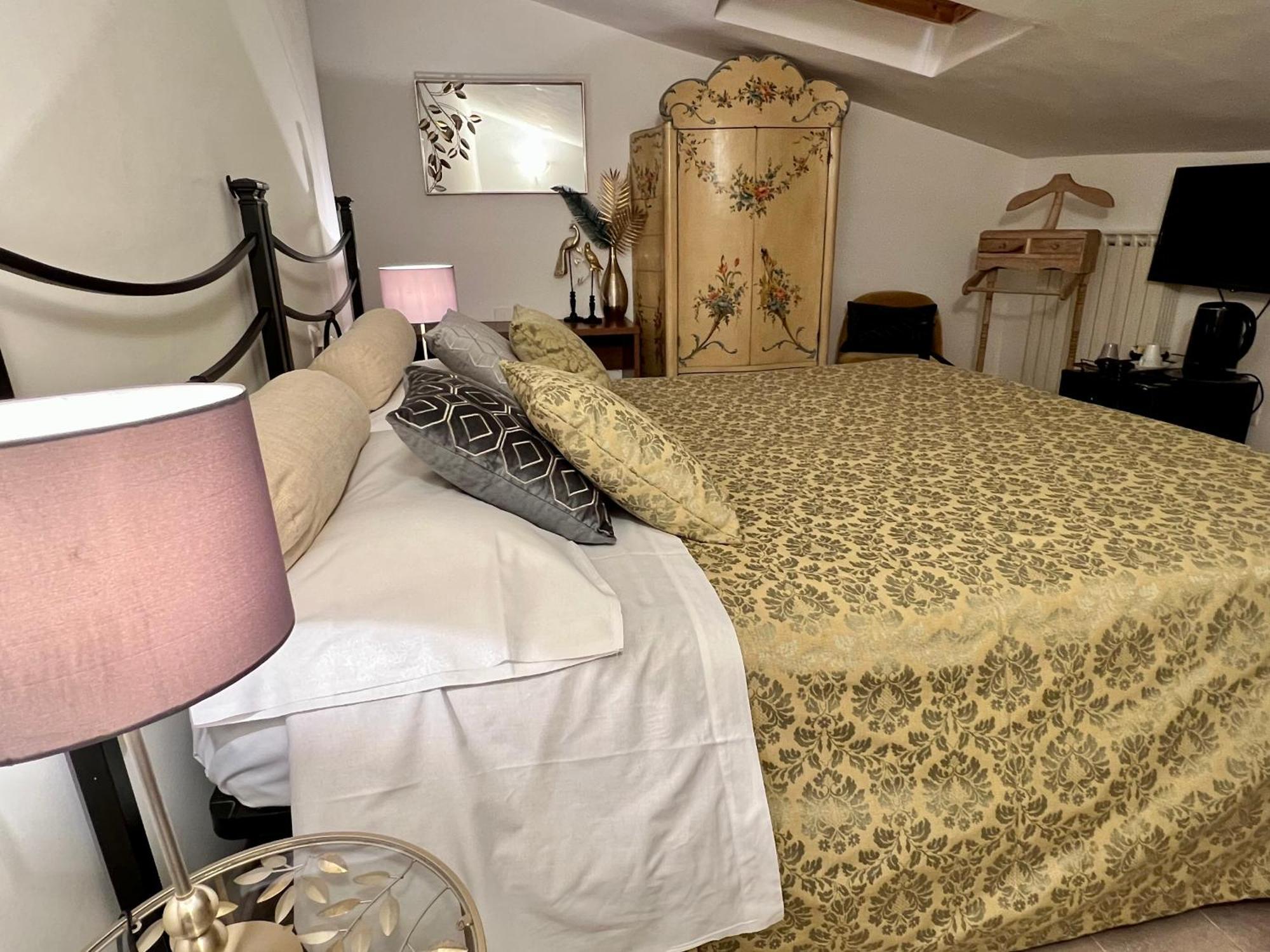 Sui Passi Di Francesco Hotel Valfabbrica Екстериор снимка