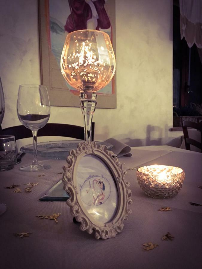 Sui Passi Di Francesco Hotel Valfabbrica Екстериор снимка